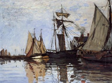 Båtar i hamnen i Honfleur