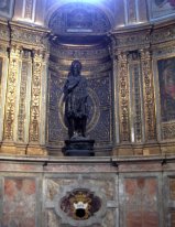 Statue de Saint Jean-Baptiste dans le Duomo di Siena