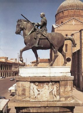 Patung berkuda dari Gattamelata di Padua