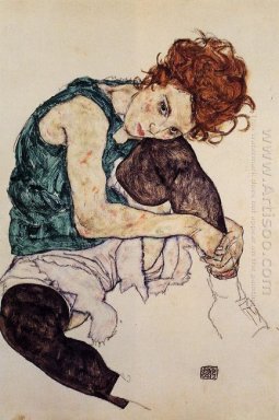 Zittende vrouw met gebogen knie 1917