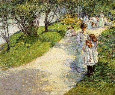 Promenaders In The Garden 1898