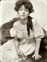 Fröken N (porträtt av Evelyn Nesbit)