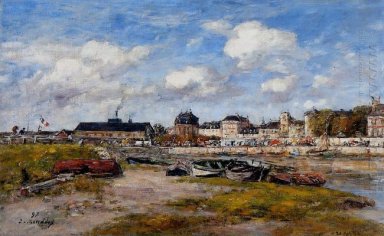 The Port Of Trouville Low Tide 1897