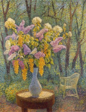 Vaas met bloemen in een Tuin