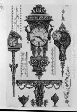 En tabell på väggen med två Satyrs A Pndola Två klockor Två Vas