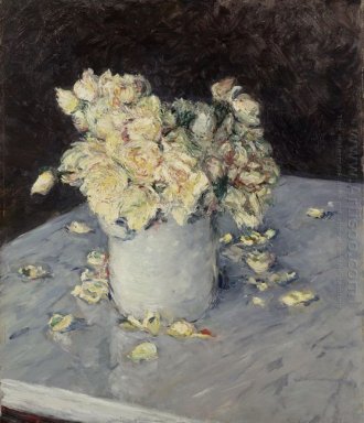 Roses jaunes dans un vase