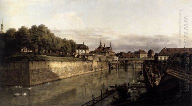 O fosso do Zwinger Em Dresden