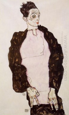 Selbstporträt in Lavendel und dunklen Anzug stehend 1914