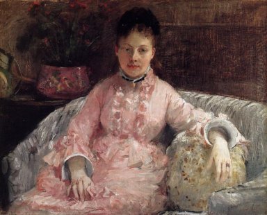 Портрет женщины в розовом платье