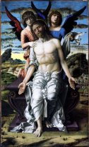 Cristo de la Piedad con el apoyo de un querubín y un serafín