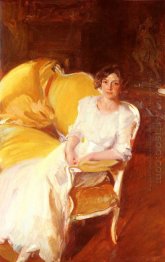 Clotidle Duduk On The Sofa 1910