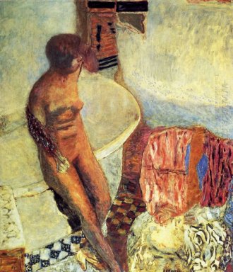Naken By The Bath Tub 1931