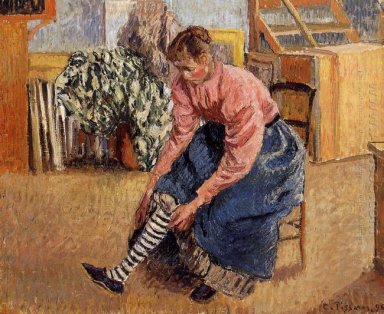 mulher que pôr sobre suas meias 1895