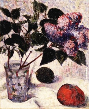 Lilas dans un verre, pomme et citron