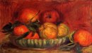 Натюрморт с яблоками и апельсинами