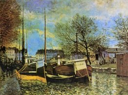barcaças no canal saint martin
