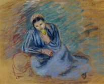 paysanne assise croquant une pomme