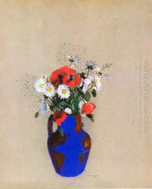 Mohnblumen und Gänseblümchen in einem blauen Vase