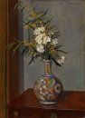 Vita blommor i en vas Dekorerad 1906