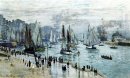 Fiskebåtar lämnar hamnen Le Havre