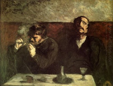 Zwei Männer sitzen mit einem Tisch oder Raucher