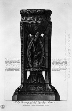 Trépied ou un ancien autel en marbre trouvé à Ostie en 1775 Vati
